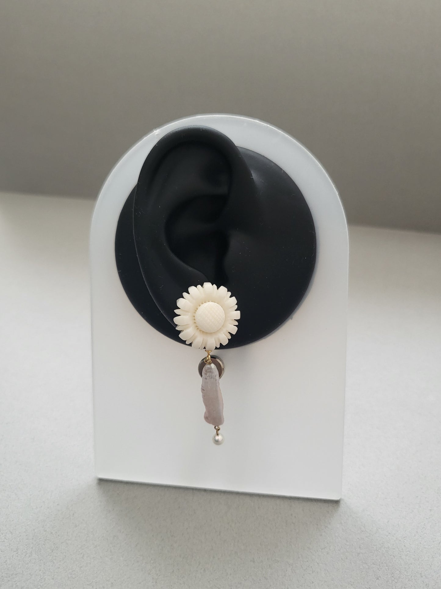 サンゴカーヴィングピアス(2)