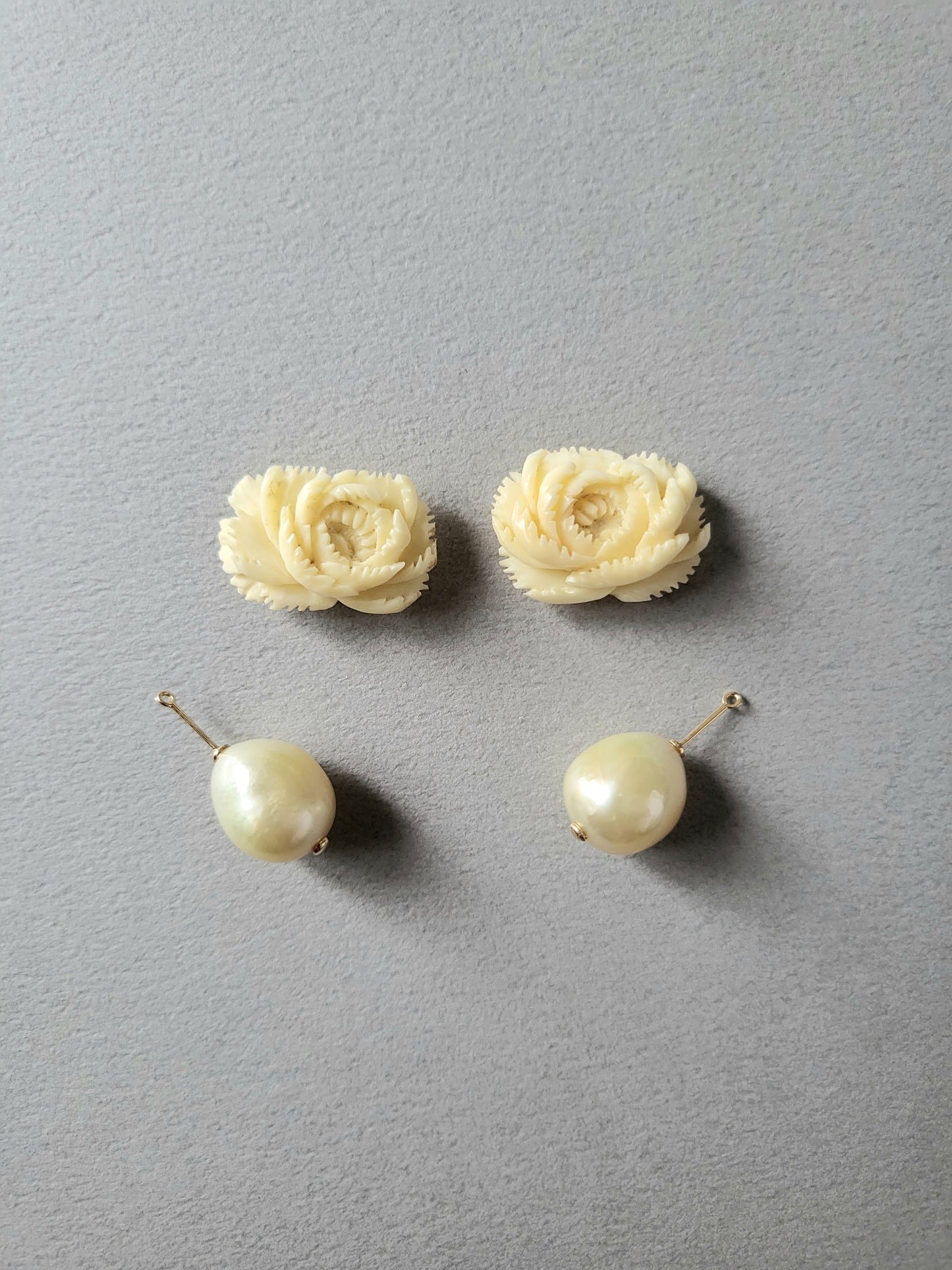 鯨歯カーヴィングピアス（３）