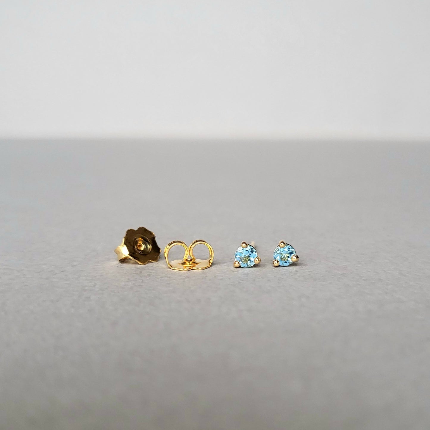 エシカルアクアマリンスタッドピアス