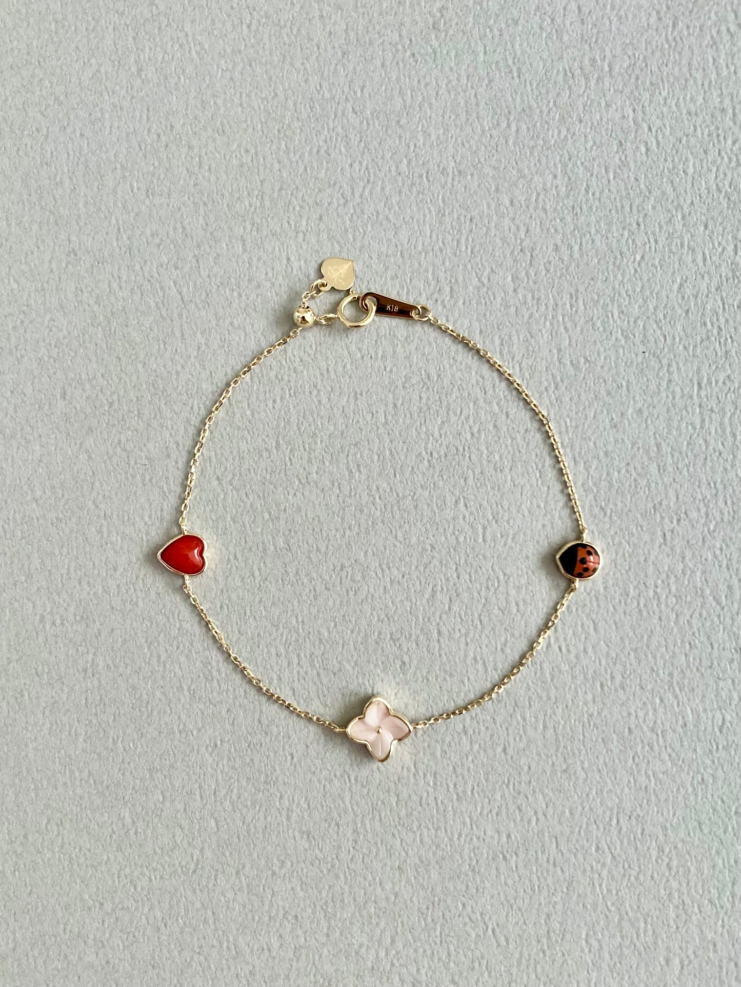 てんとう虫ブレスレット