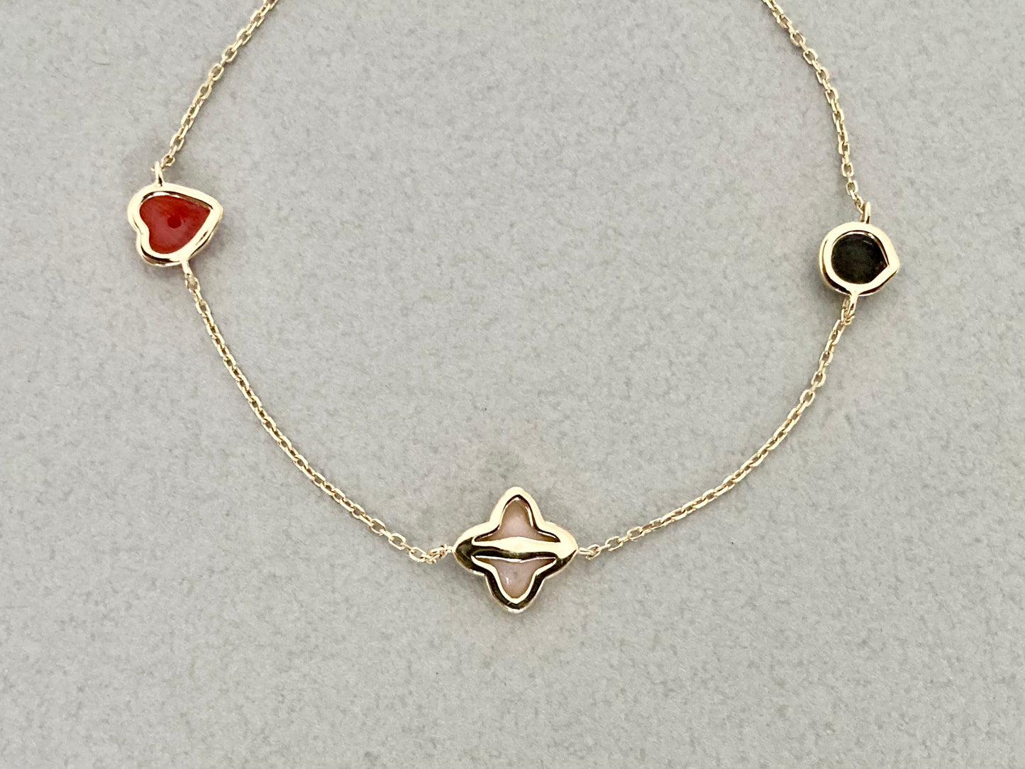 てんとう虫ブレスレット