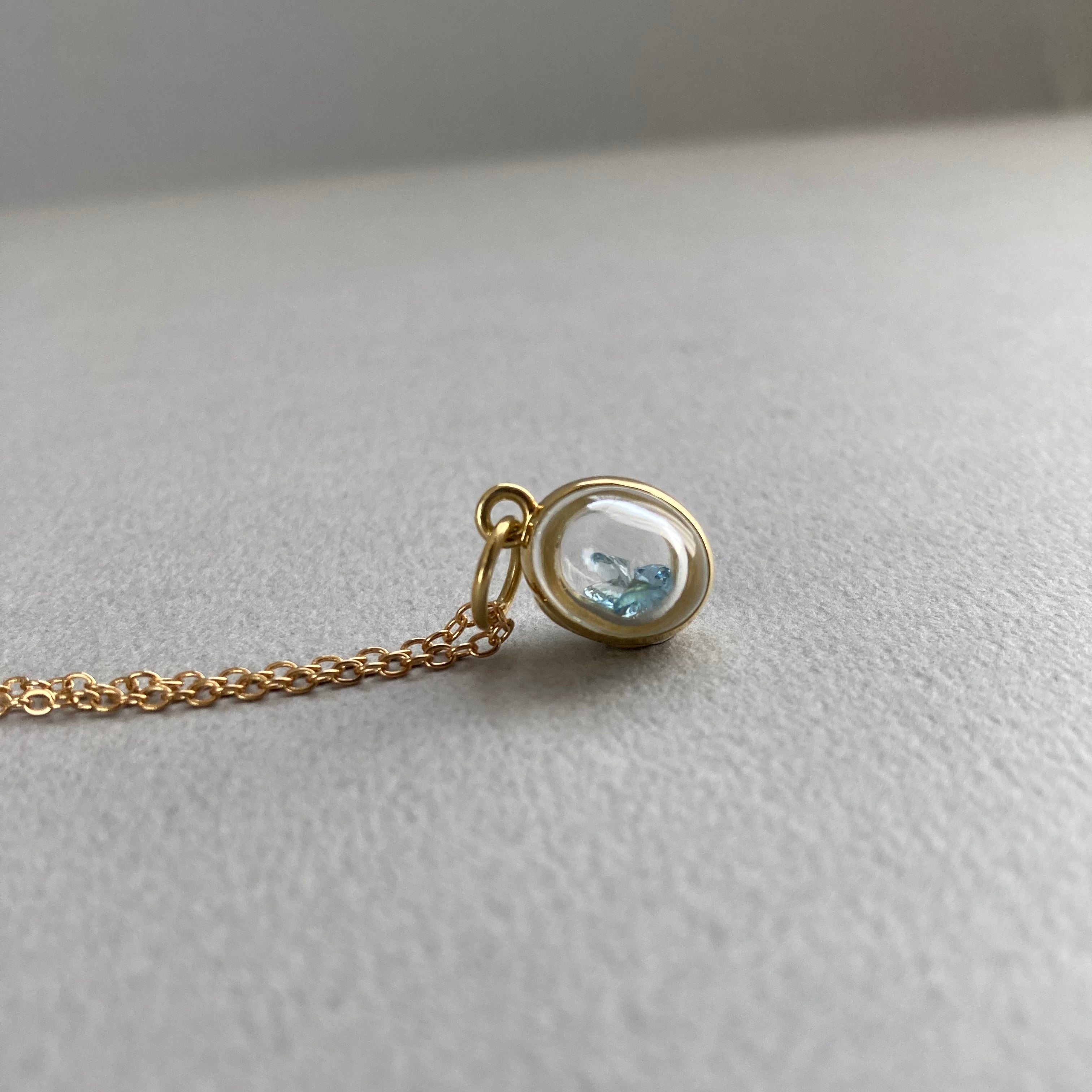 ロッククリスタルロケットペンダント（ミニ／くり抜き有） – Jewellery