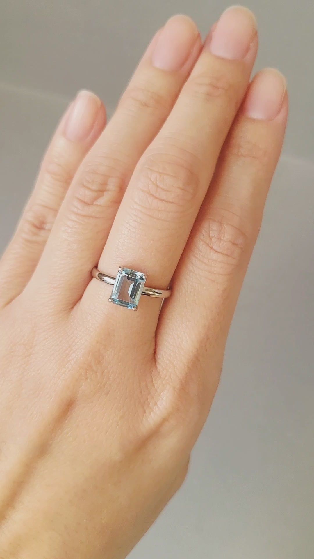 エシカルアクアマリンエメラルドカットリング（Pt） – Jewellery